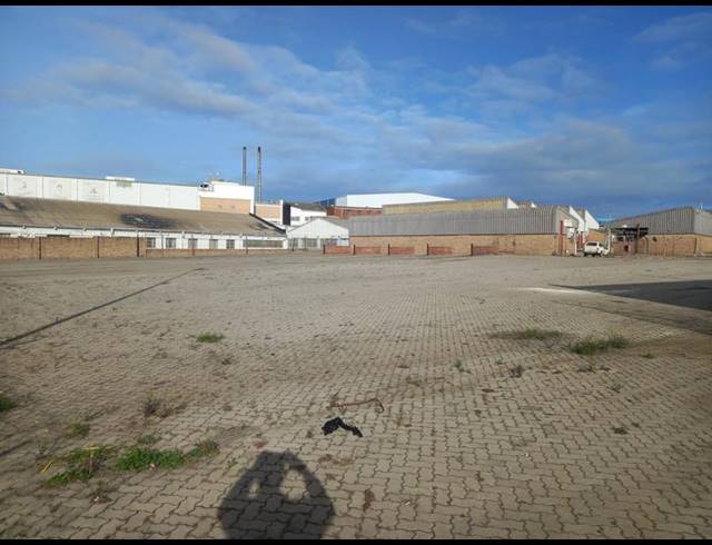 LAND PROPERTY TO RENT IN KORSTEN